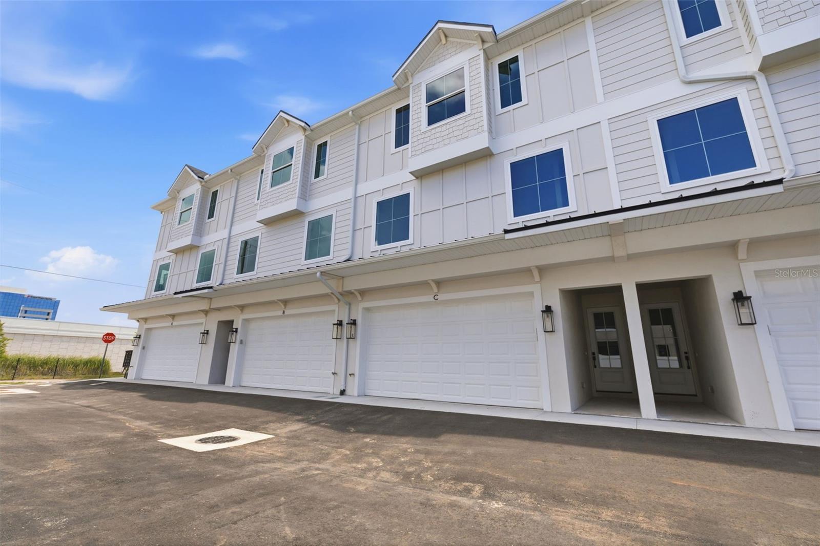 D4S | MADISON TOWNHOMES - Residential