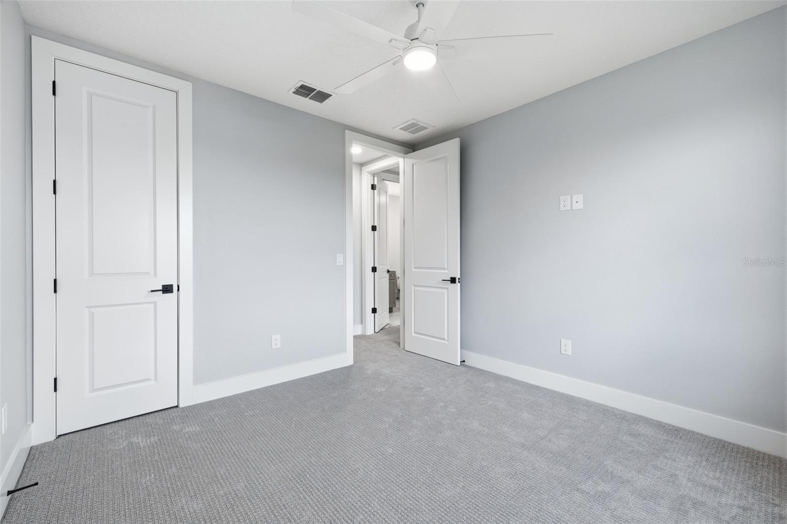 D4S | MADISON TOWNHOMES - Residential