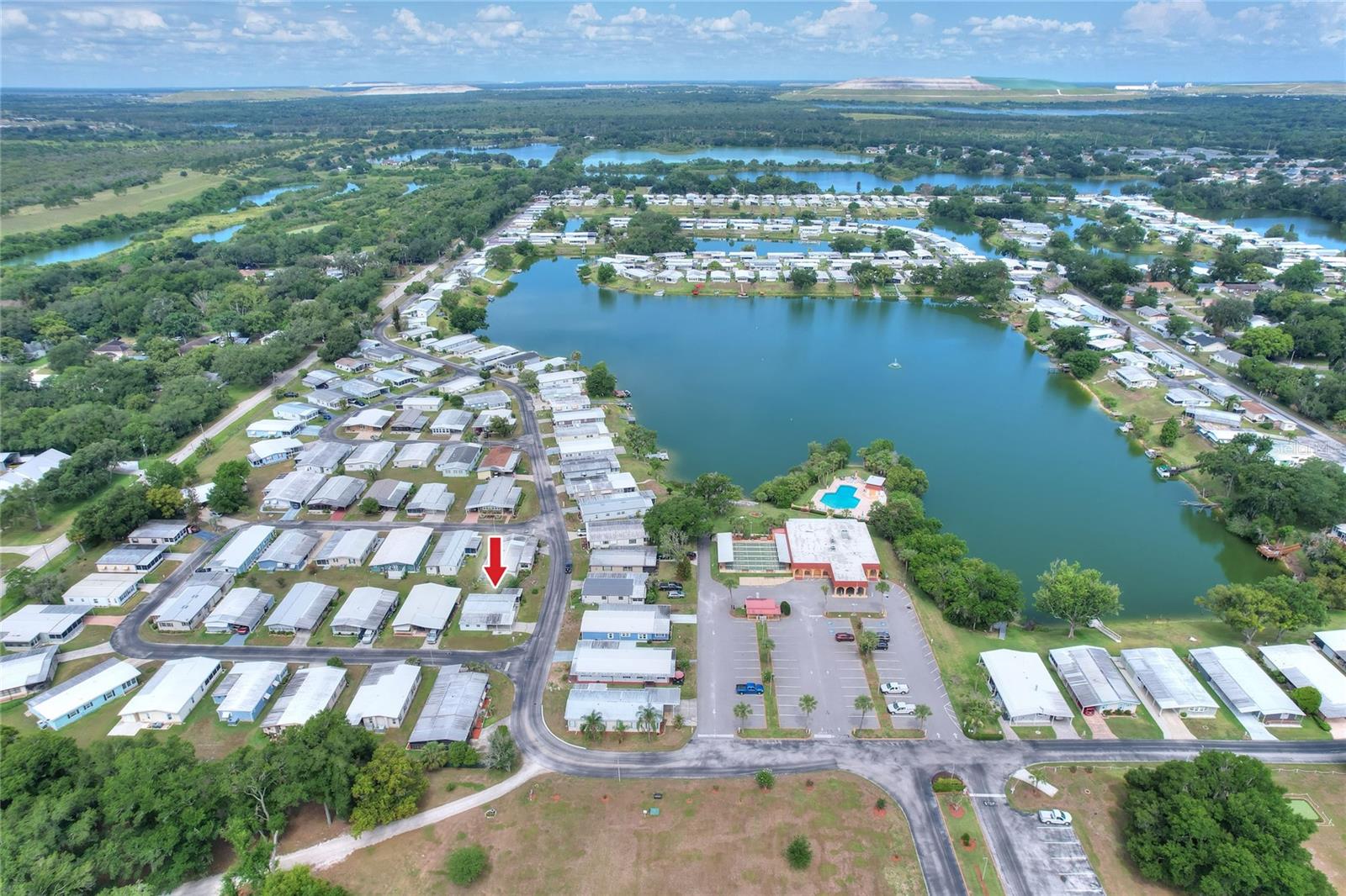 FLORAL LAKES - Residential
