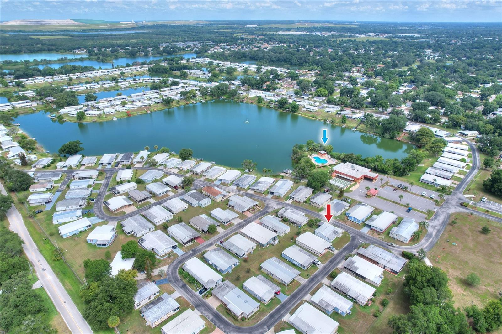 FLORAL LAKES - Residential