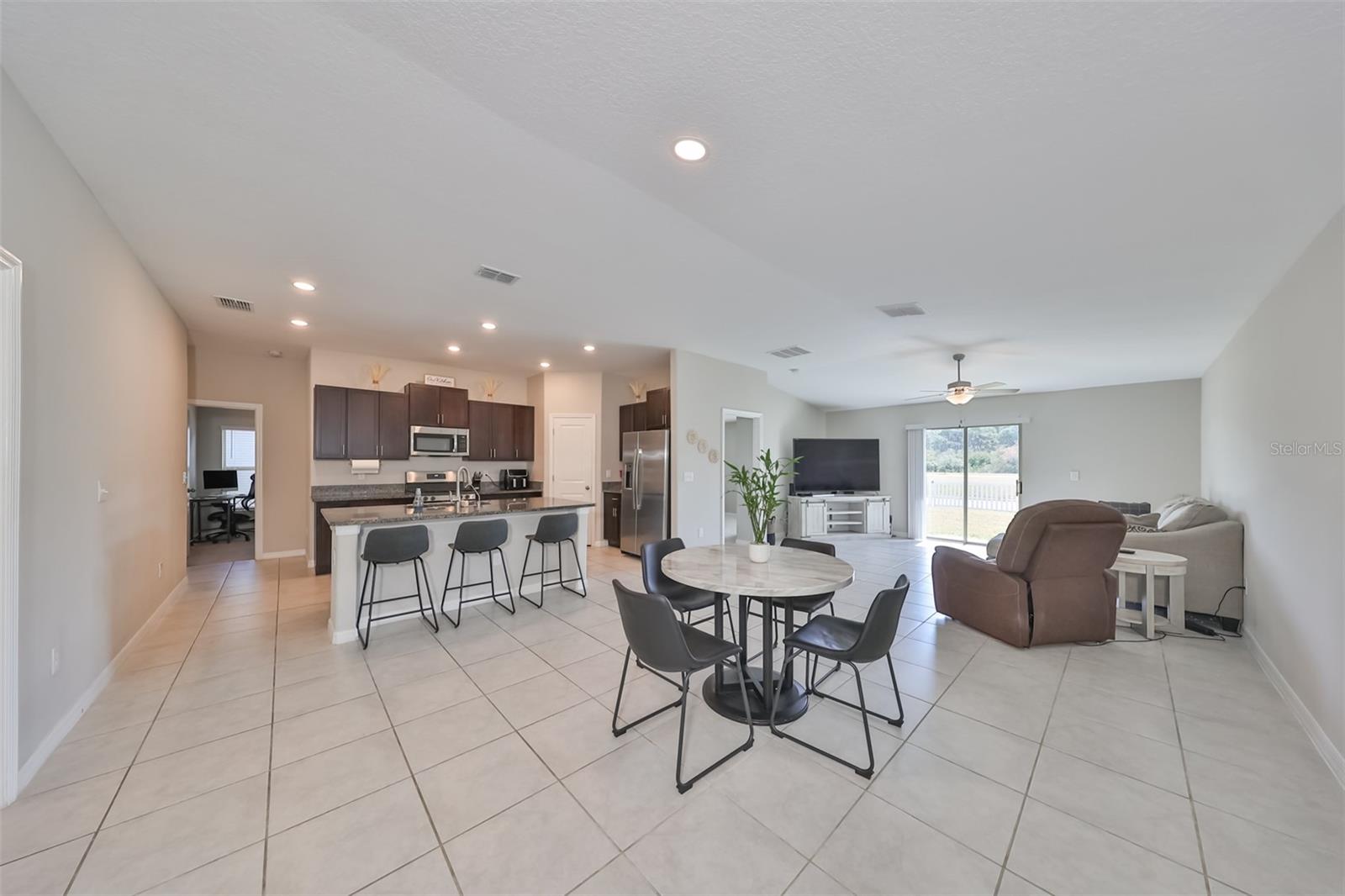 BELMONT SOUTH PH 2F - Residential