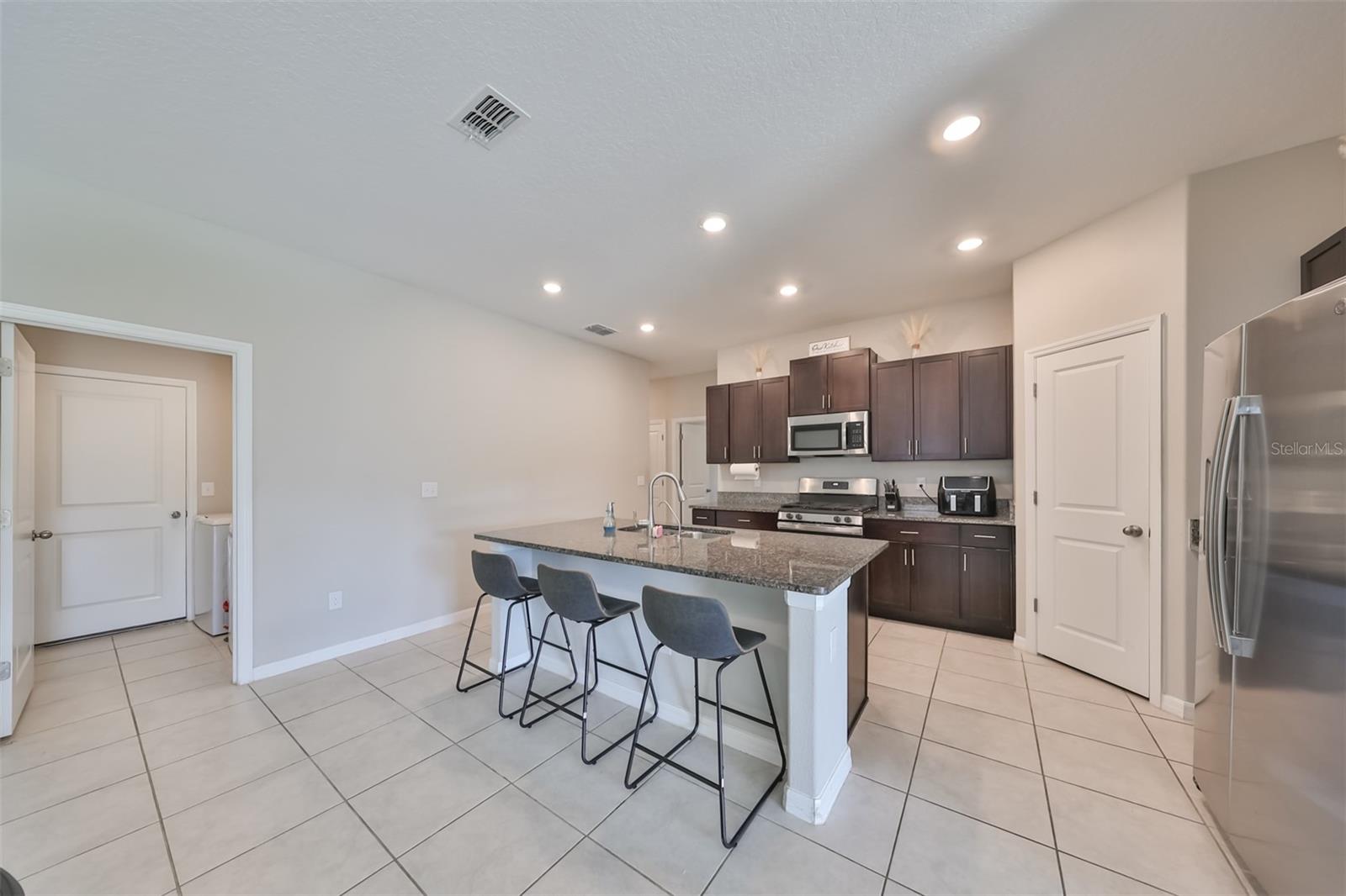 BELMONT SOUTH PH 2F - Residential