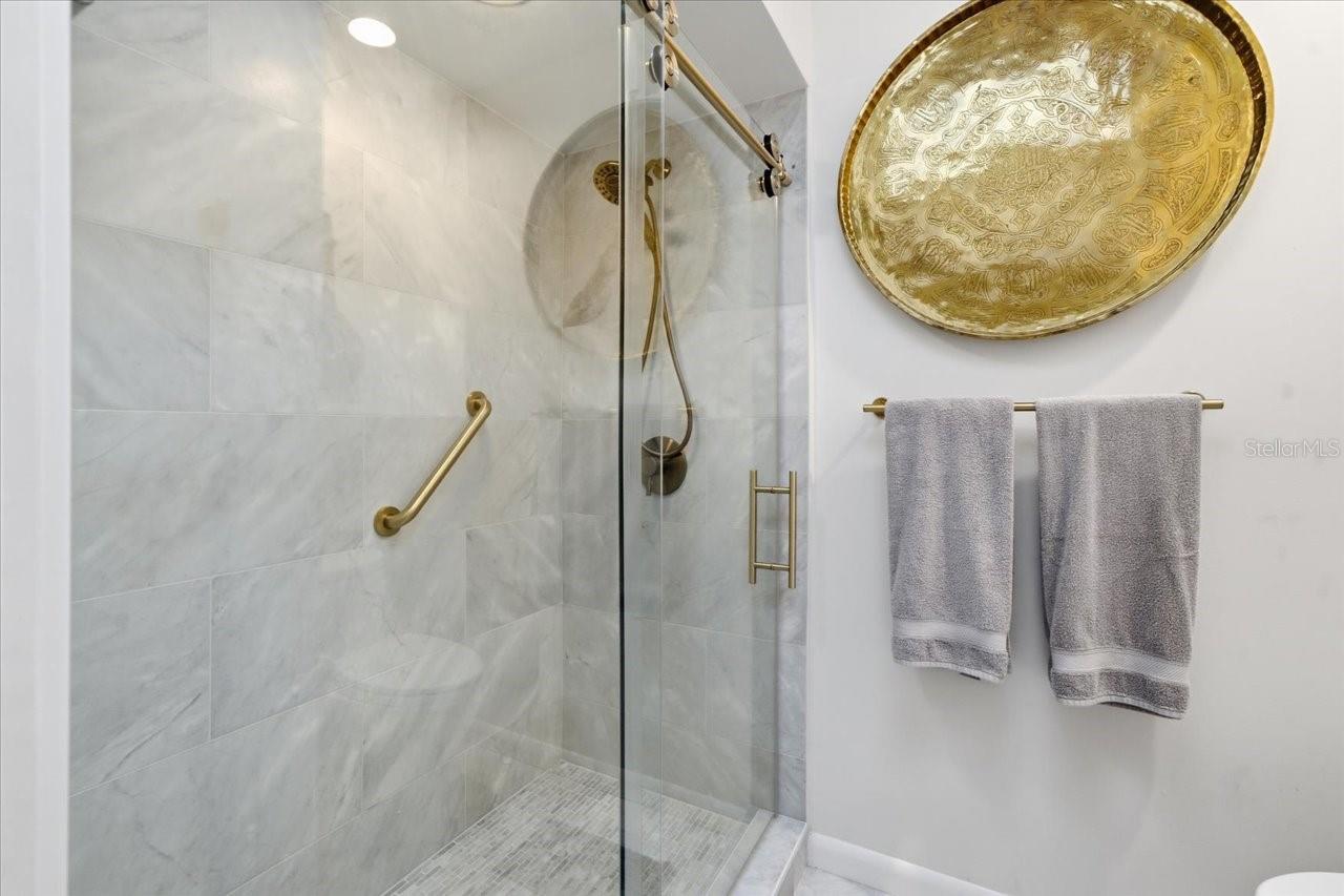CARROLLWOOD SUB UNIT 14 - Residential