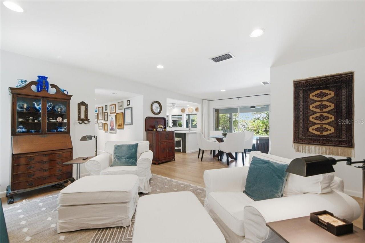 CARROLLWOOD SUB UNIT 14 - Residential