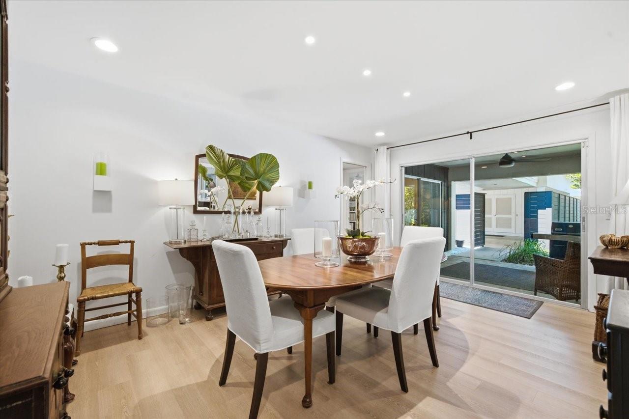 CARROLLWOOD SUB UNIT 14 - Residential