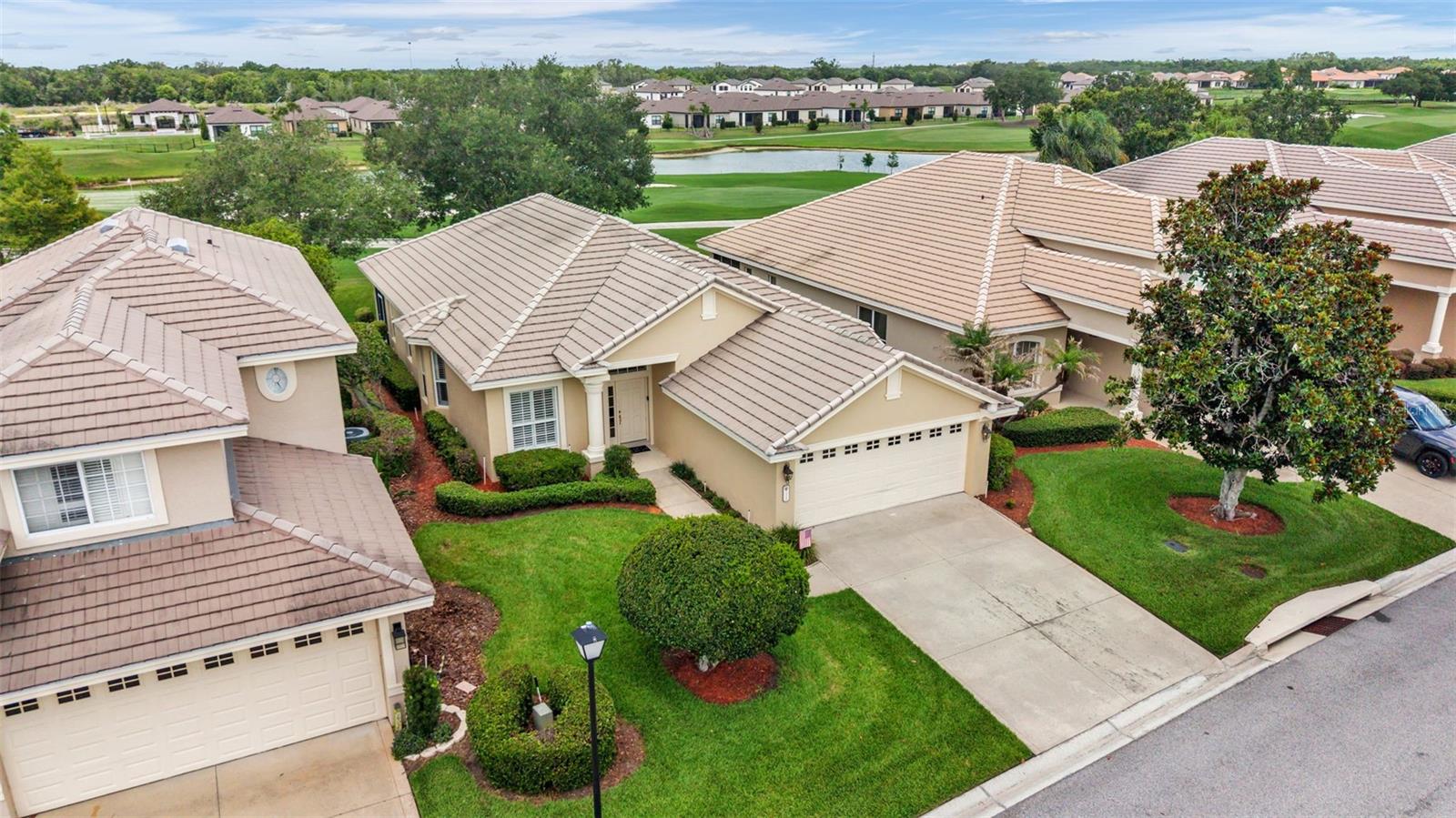 TURNBERRY - Residential
