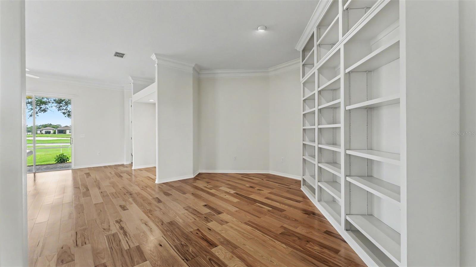 TURNBERRY - Residential