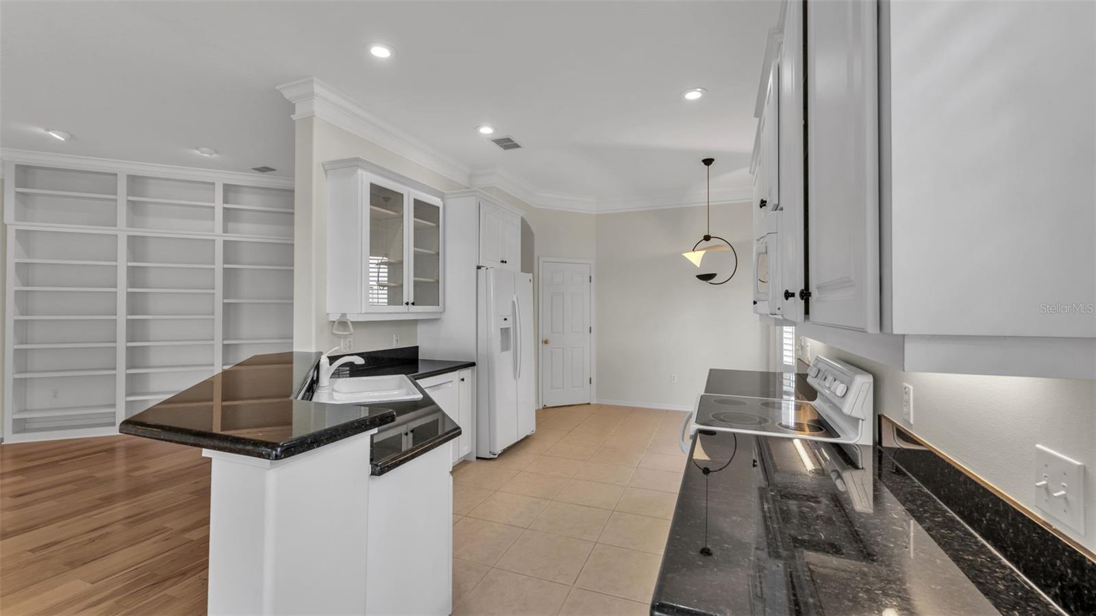 TURNBERRY - Residential