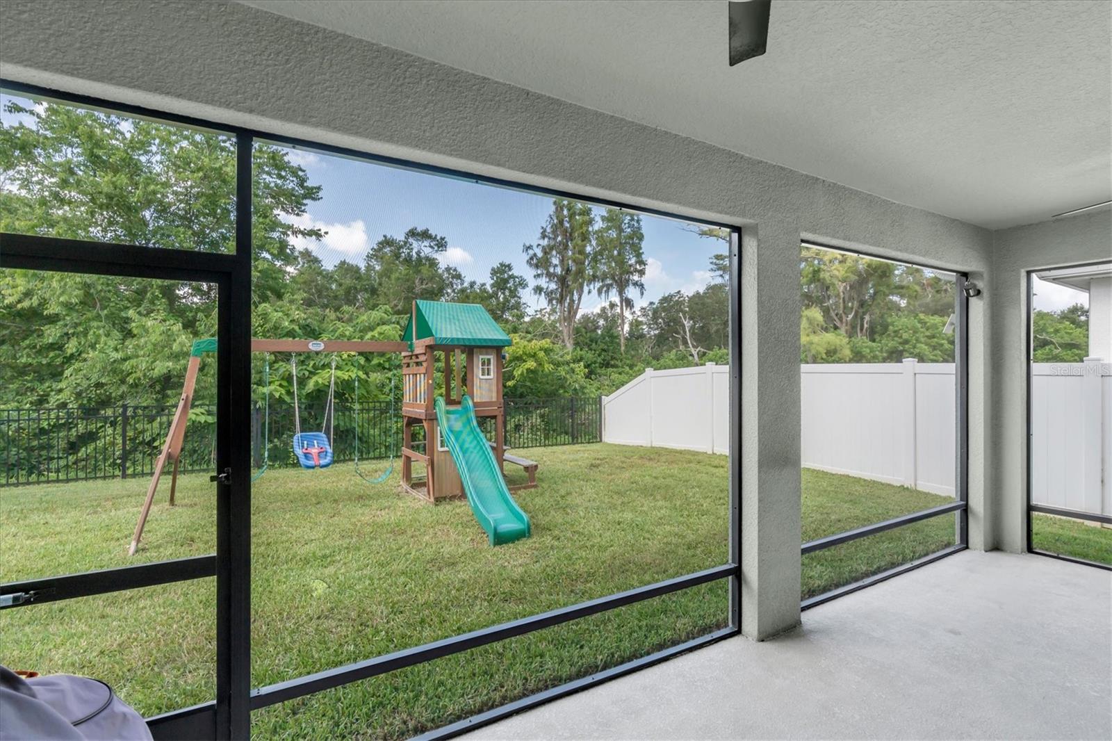 CORNERGATE SUB - Residential