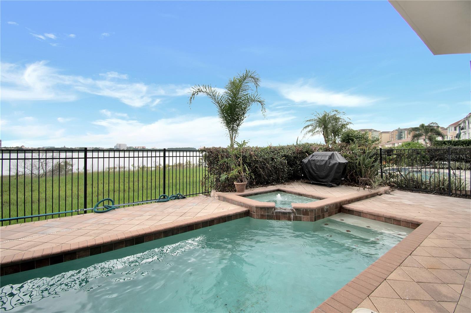 VIZCAYA PH 2 - Residential