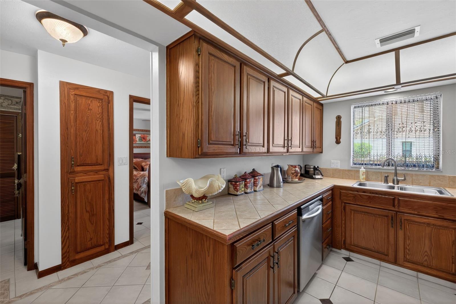 HUNTINGTON WOODS - Residential