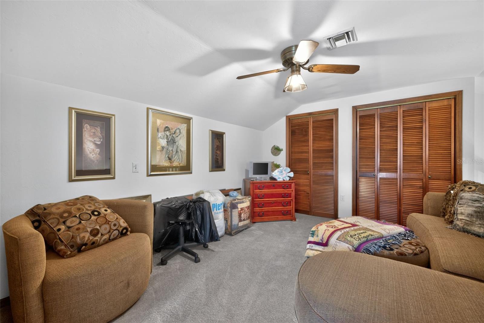 HUNTINGTON WOODS - Residential