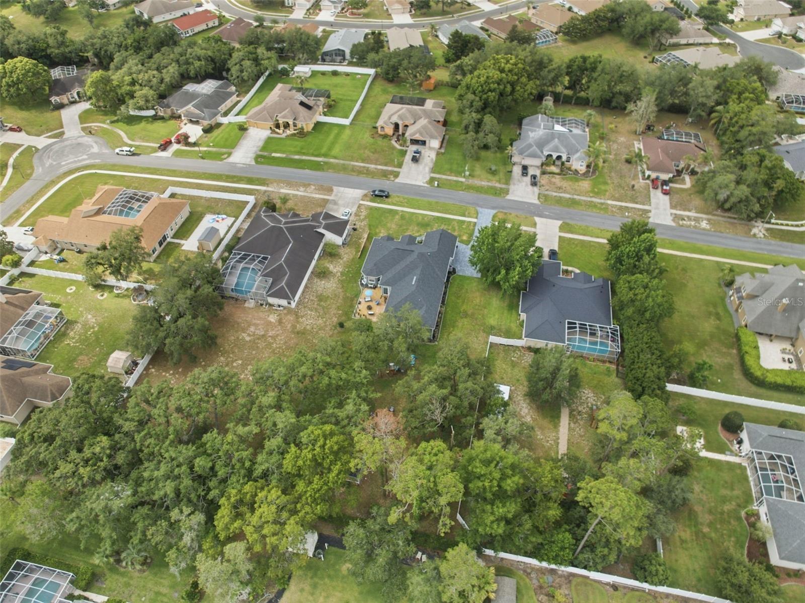 PADRONS WEST LINDEN ESTATES - Residential