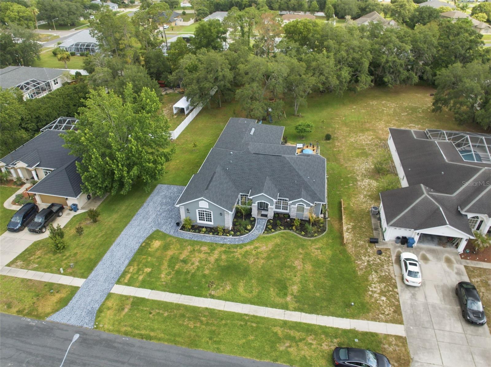 PADRONS WEST LINDEN ESTATES - Residential
