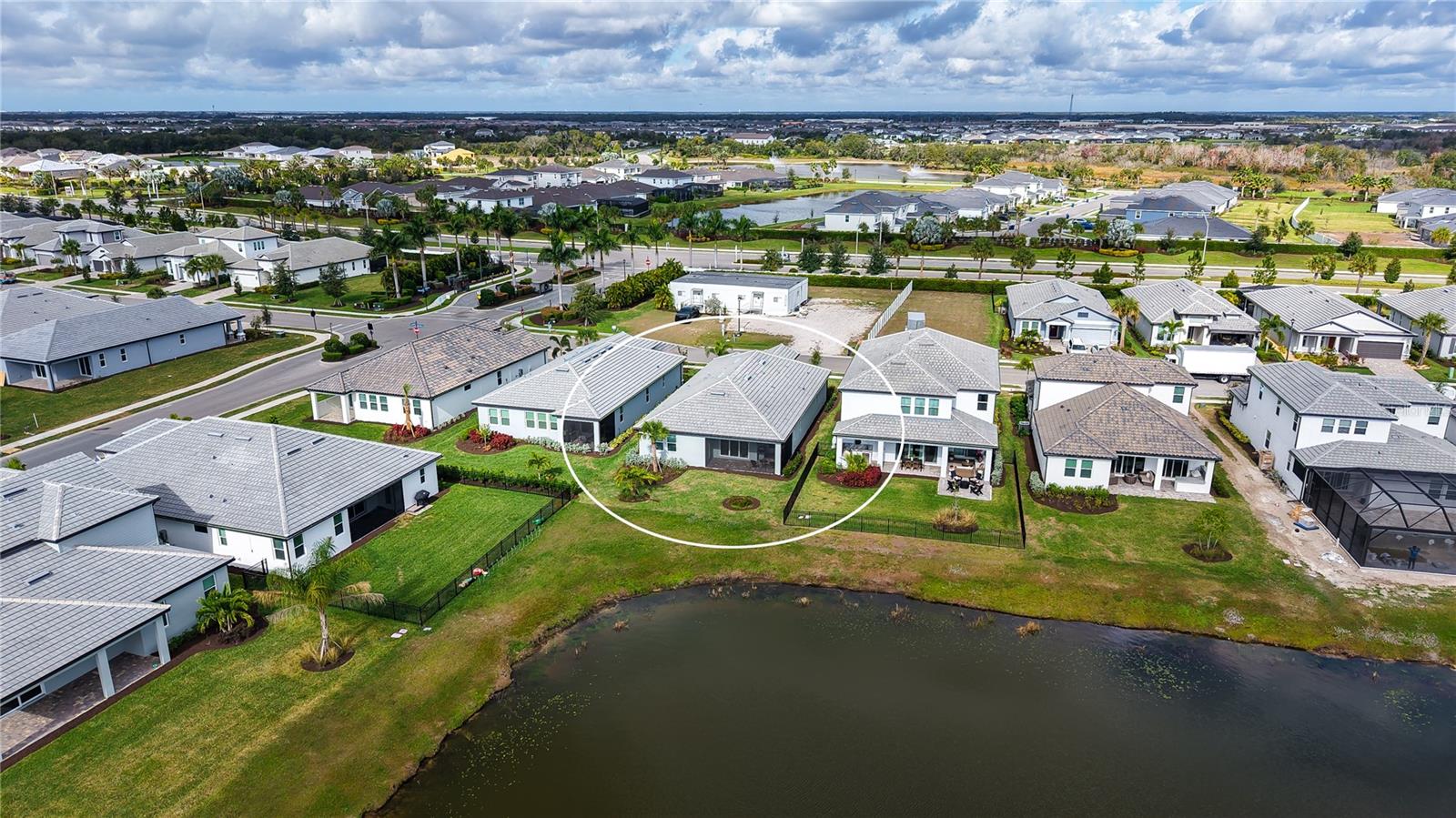 SWEETWATER AT LAKEWOOD RANCH PH I & II - Residential