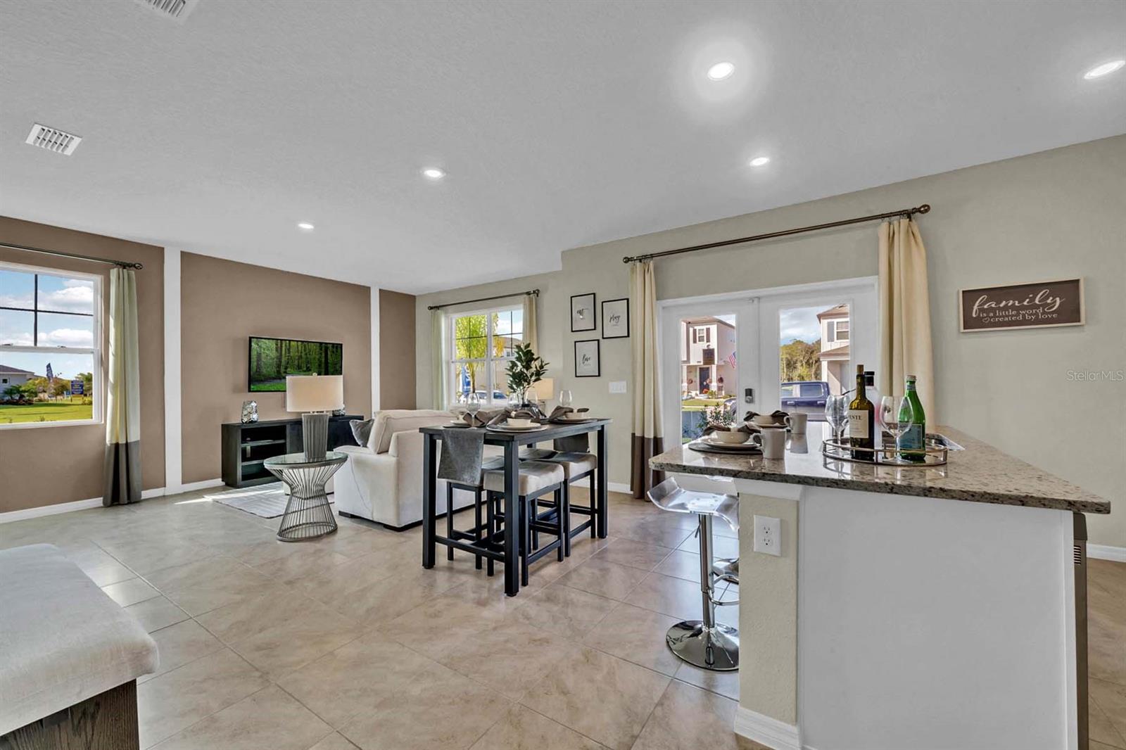 Palms-Ph 5 - Residential