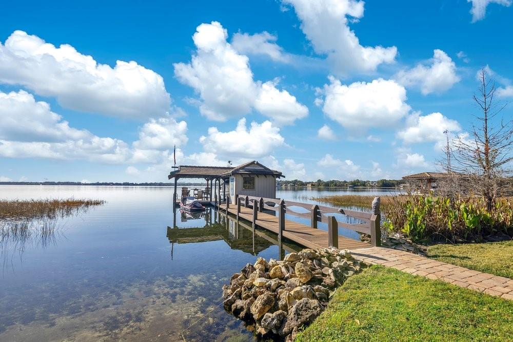 LAKES - Residential