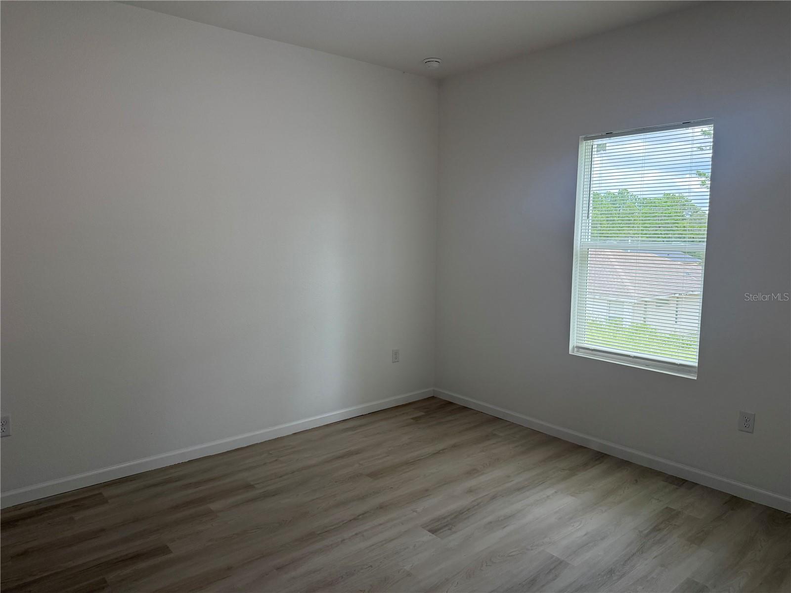 MARION OAKS UN 12 - Residential Lease
