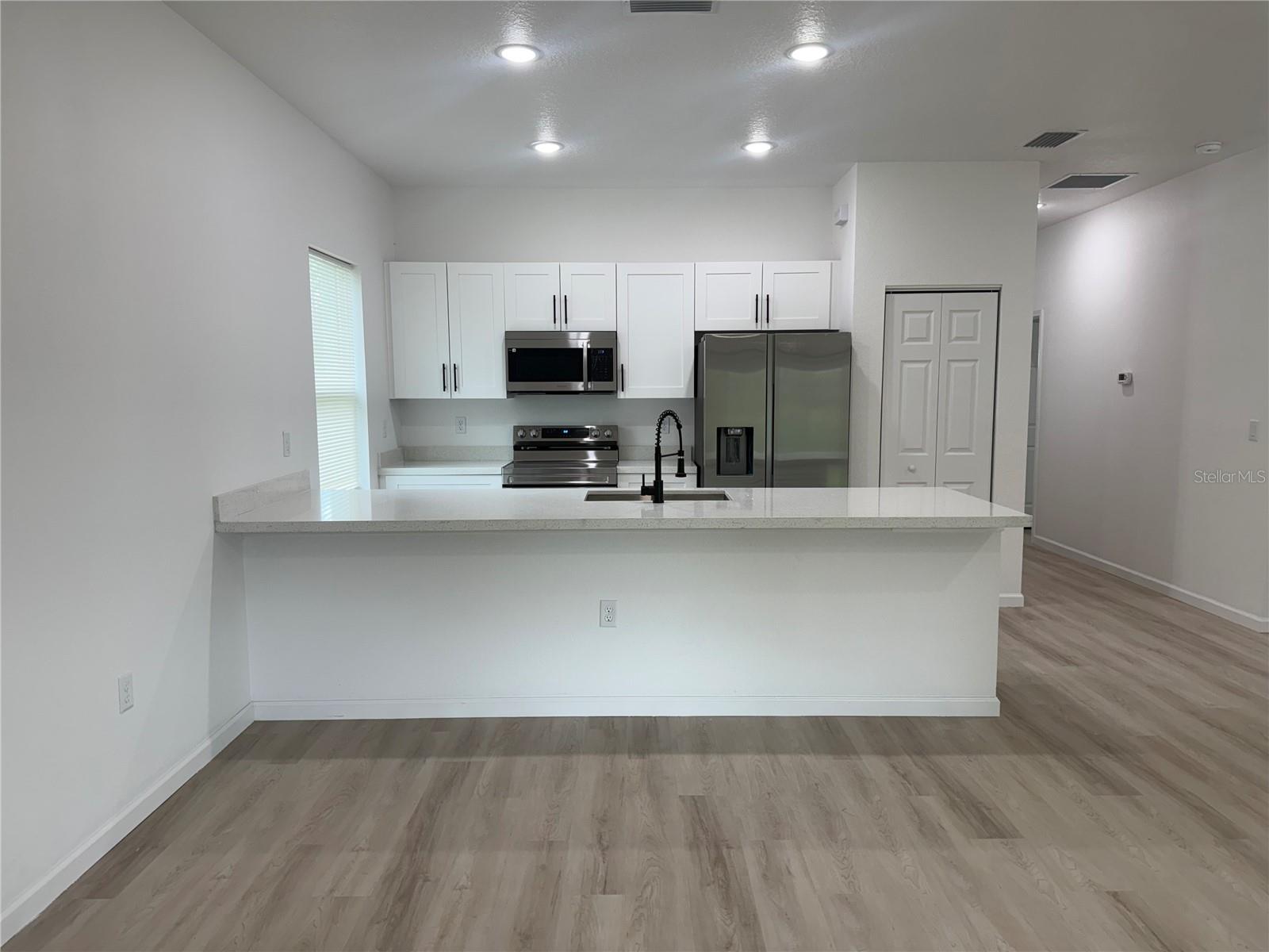 MARION OAKS UN 12 - Residential Lease