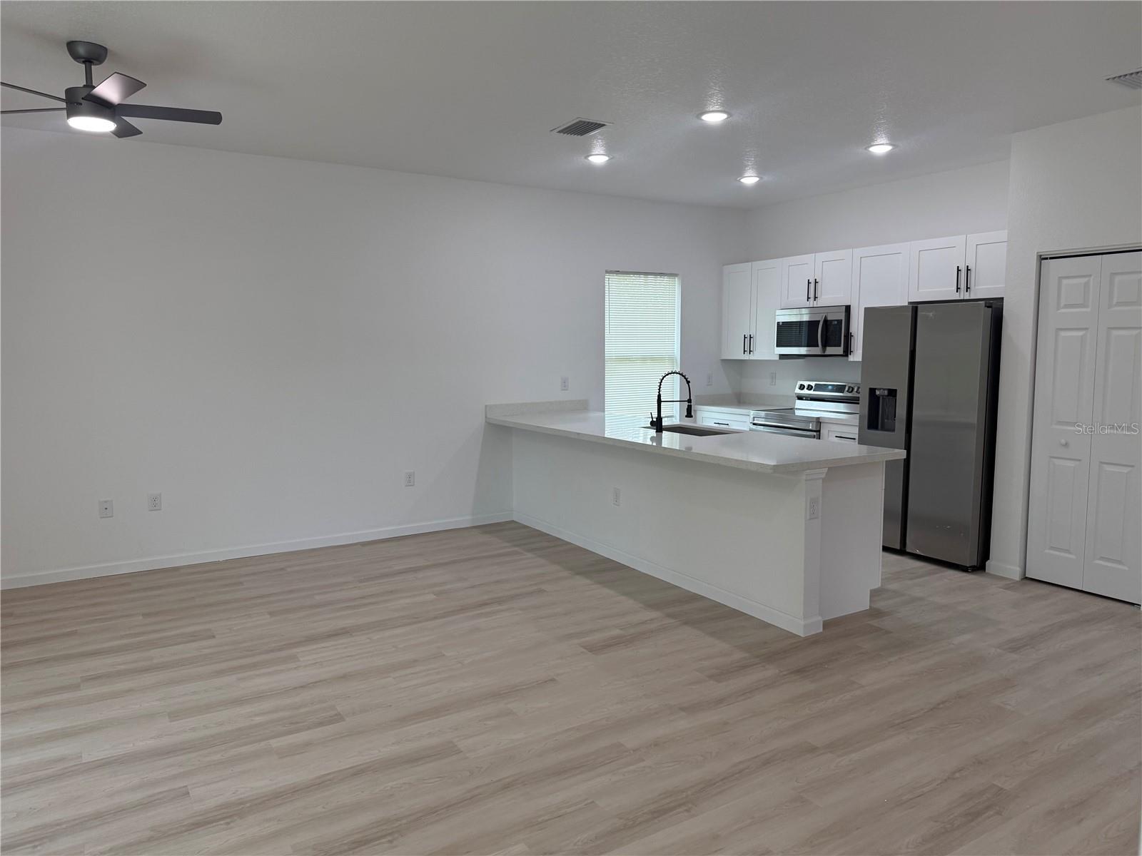 MARION OAKS UN 12 - Residential Lease