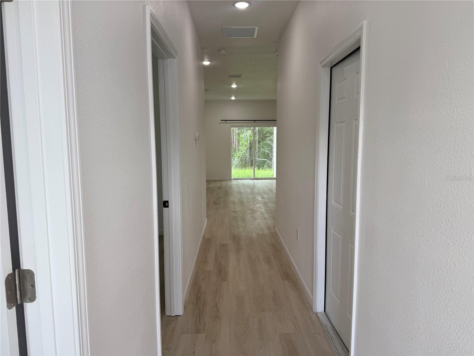MARION OAKS UN 12 - Residential Lease