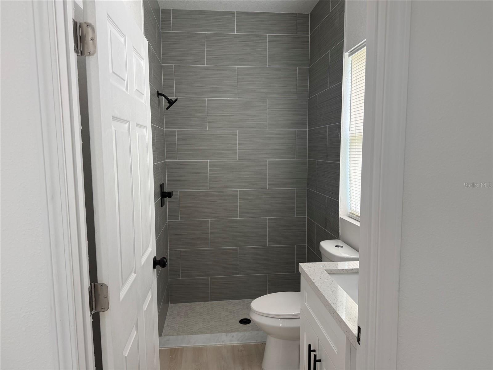 MARION OAKS UN 12 - Residential Lease