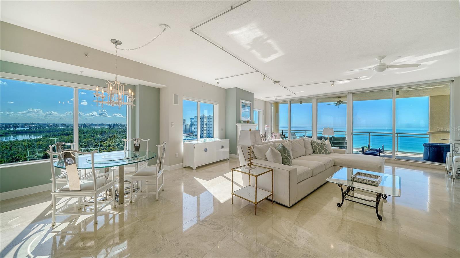 THE BEACH RESIDENCES - Residential