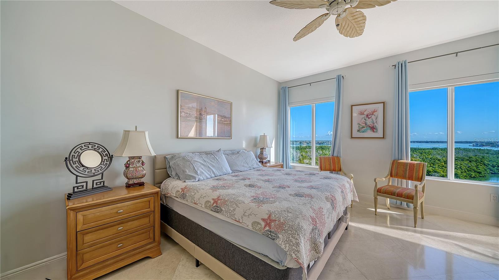 THE BEACH RESIDENCES - Residential