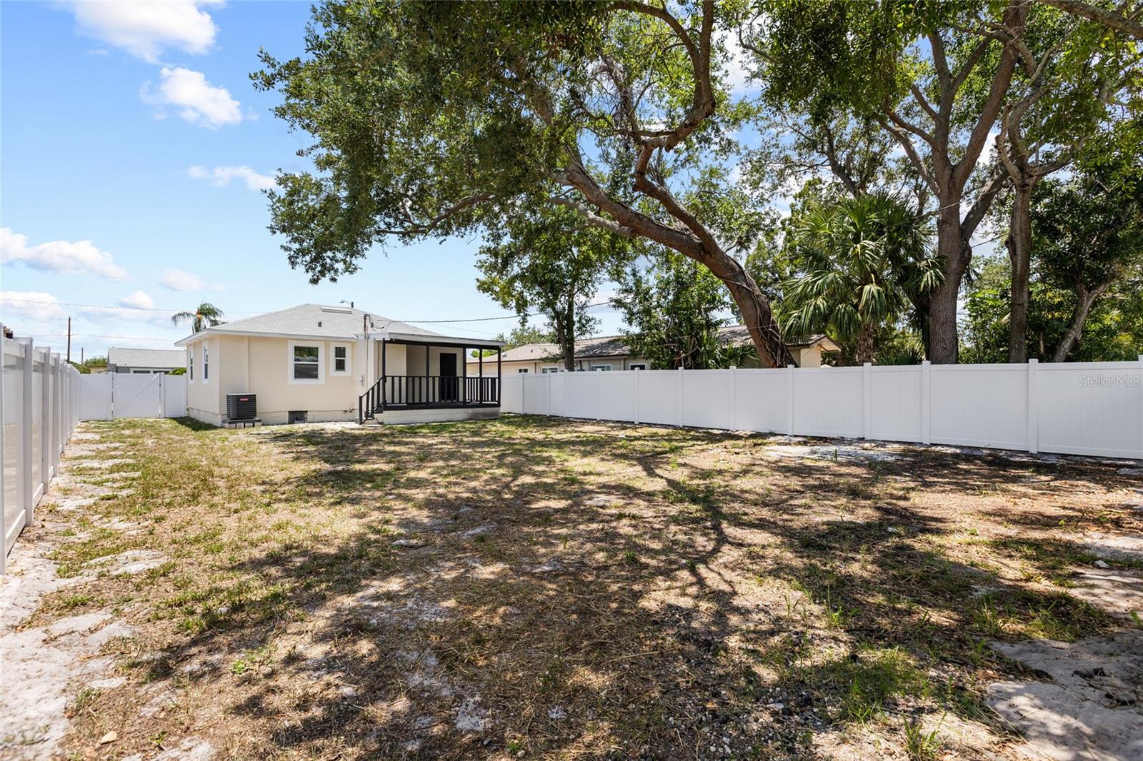 KELLY JOHN ALEX-BRUCE SUB - Residential