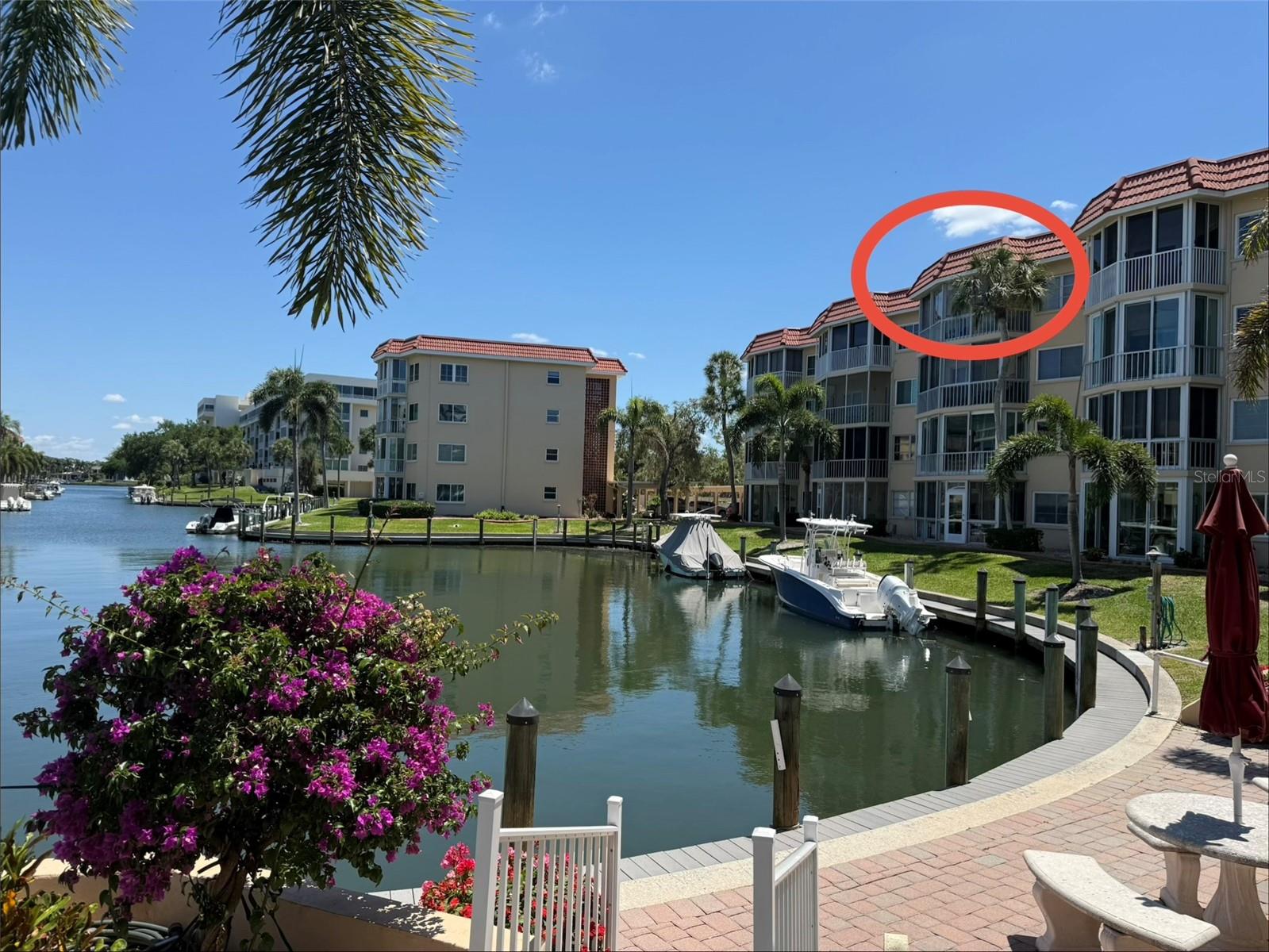 Escape the winter chill and step into your endless summer at this meticulously maintained, fully turn-key furnished 2-bedroom, 2-bathroom condo in the desirable Siesta Harbor community on Siesta Key. This 4th-floor gem has been lovingly cared for by the owners and offers charming peek-a-boo ocean views along with direct canal frontage — perfect for morning coffee with a waterfront breeze or romantic sunset dinner.
This active 55+ community delivers the true Siesta Key lifestyle with outstanding amenities: deeded beach access via Crescent Arms, a fishing pier on the Intracoastal Waterway, a heated community pool, boat docks, onsite management, and a vibrant calendar of social activities. You’re just minutes from downtown Sarasota’s top restaurants, shops, and cultural attractions.Enjoy low HOA fees, worry-free maintenance, and peace of mind knowing the property has sustained no storm damage. This turn-key condo is your opportunity to own a slice of the laid-back tropical dream on Siesta Key.