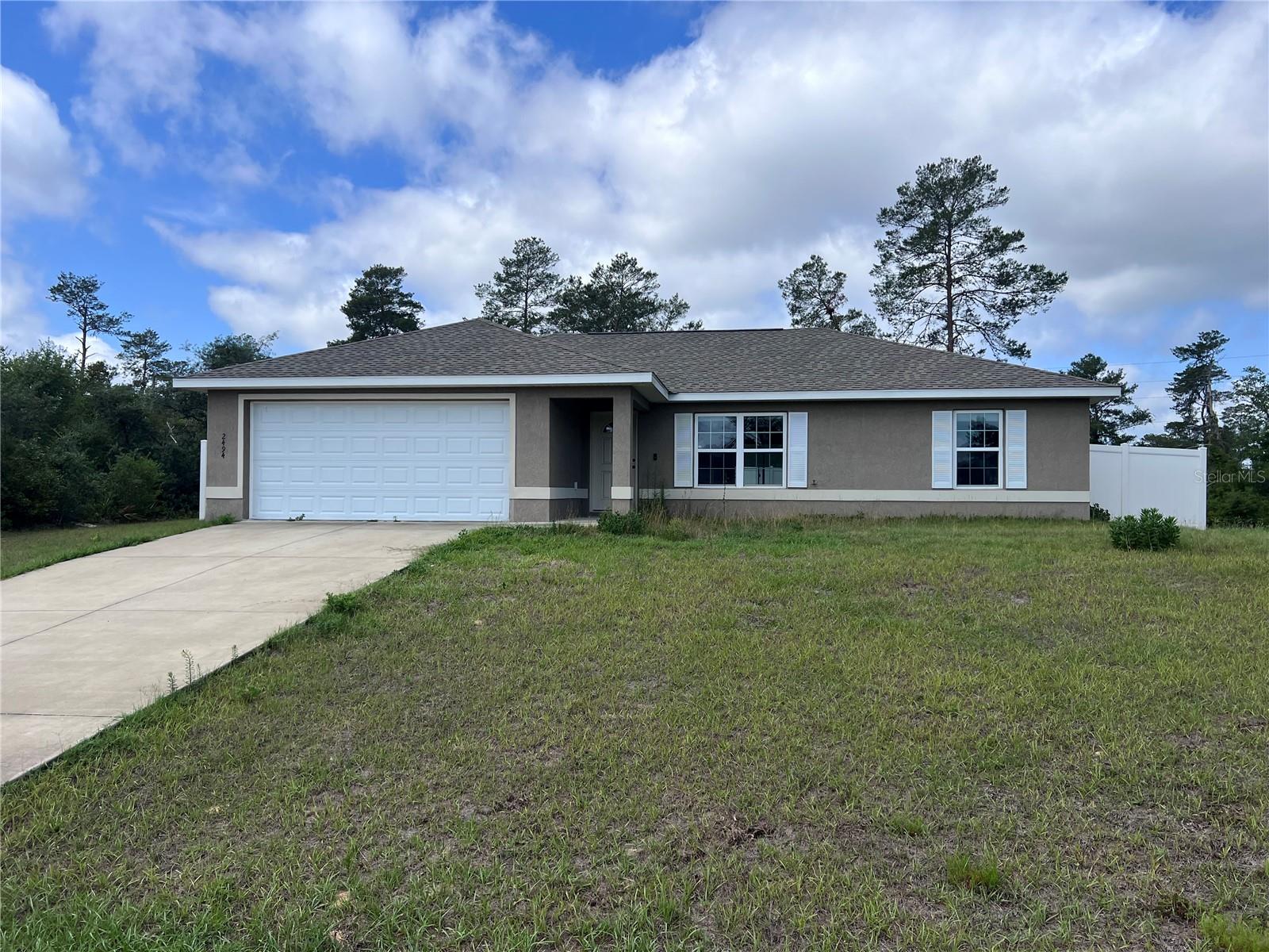 MARION OAKS UN FOUR - Residential