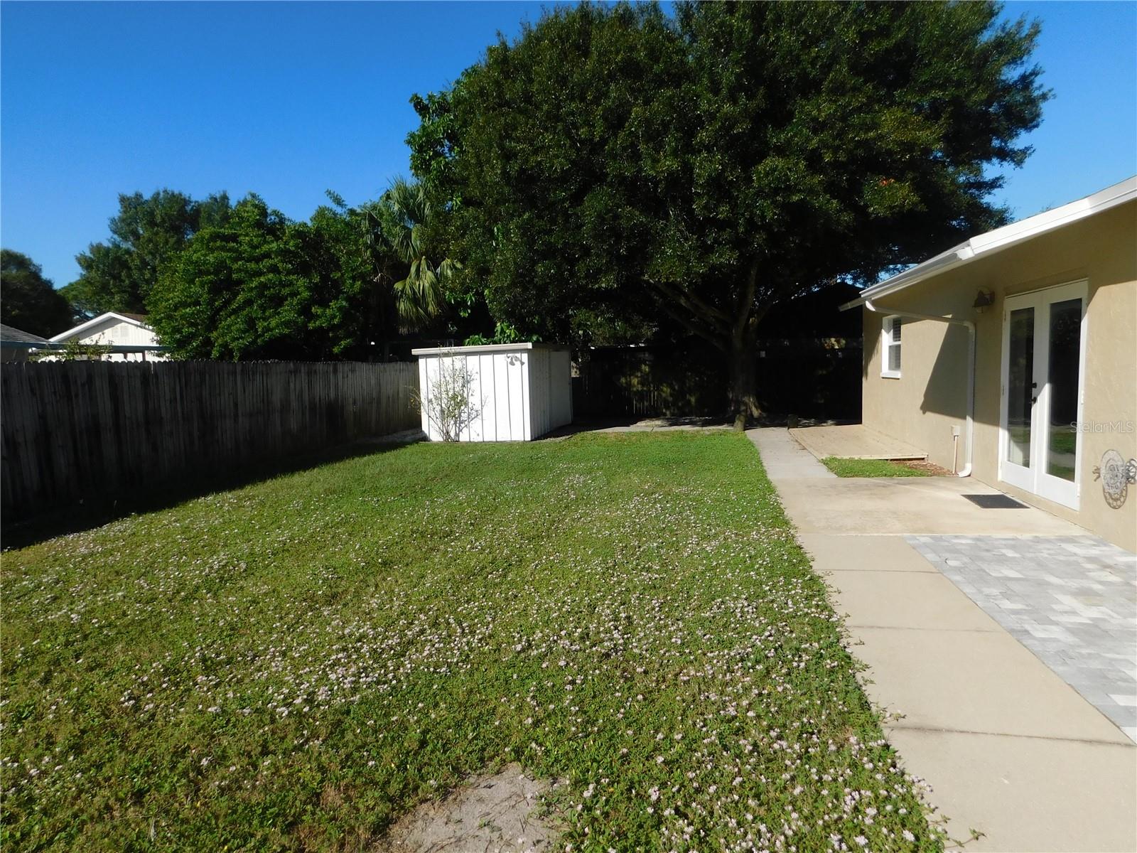 PINEWOOD VILLAGE - Residential Lease