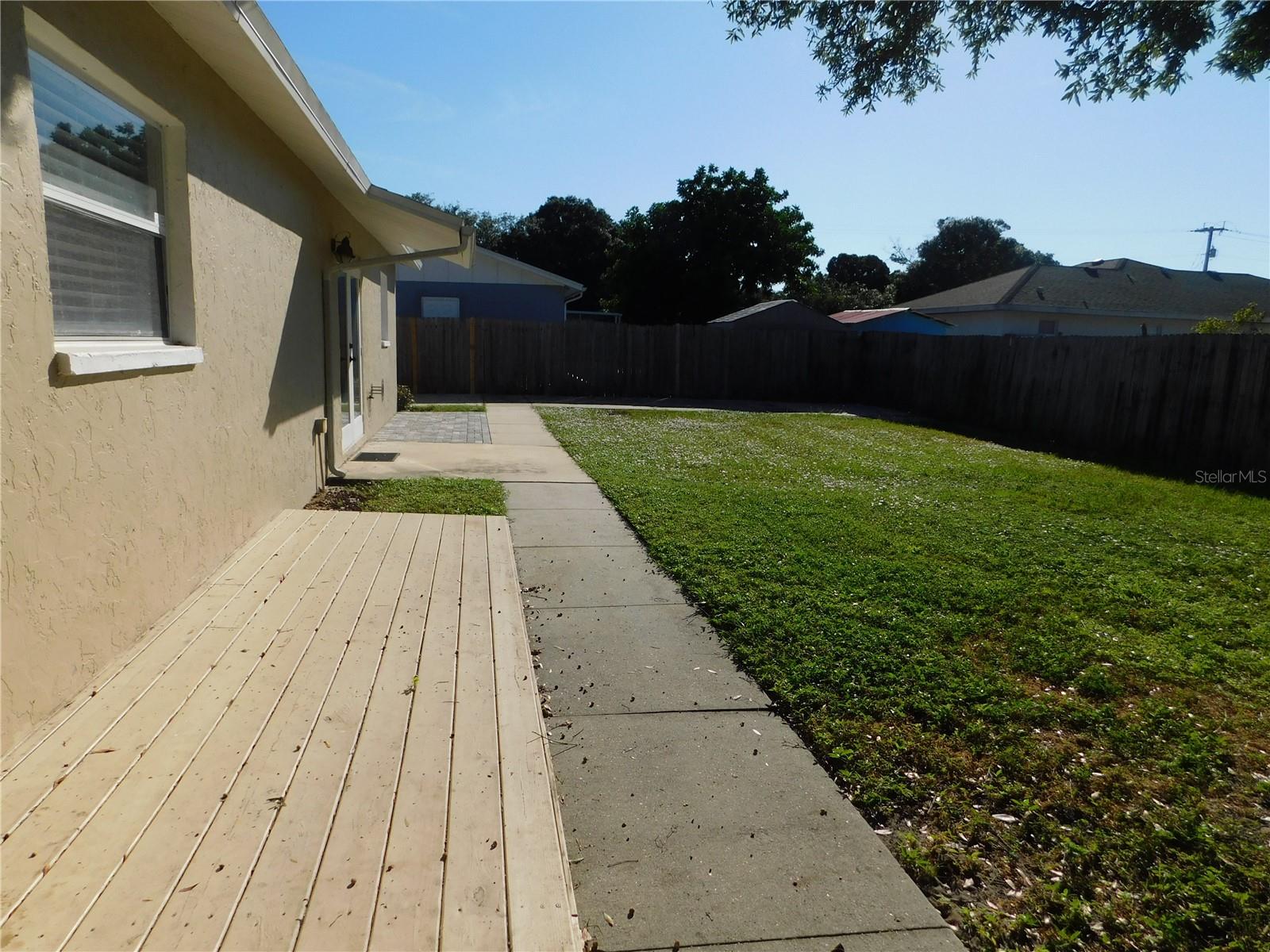 PINEWOOD VILLAGE - Residential Lease