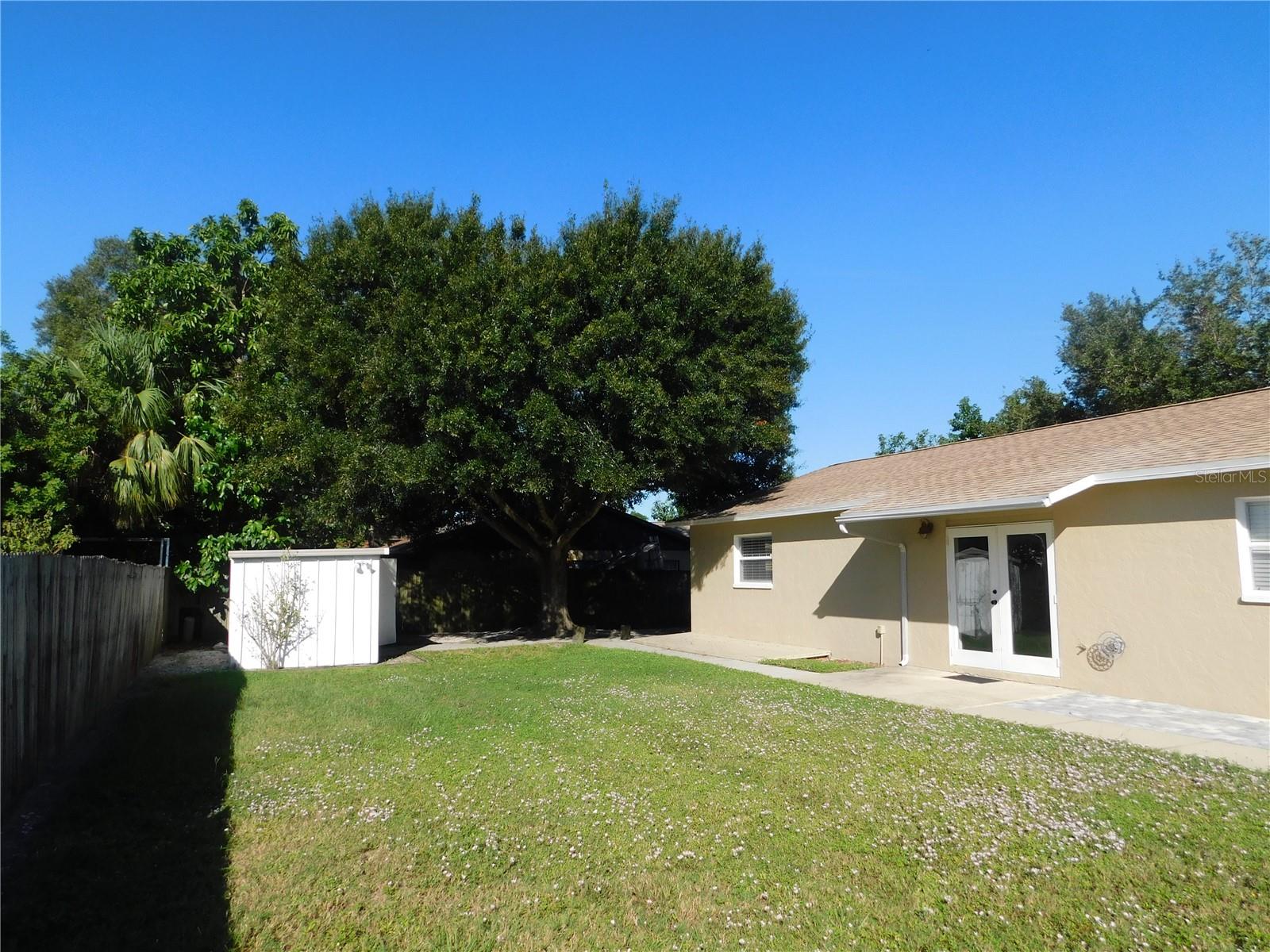 PINEWOOD VILLAGE - Residential Lease
