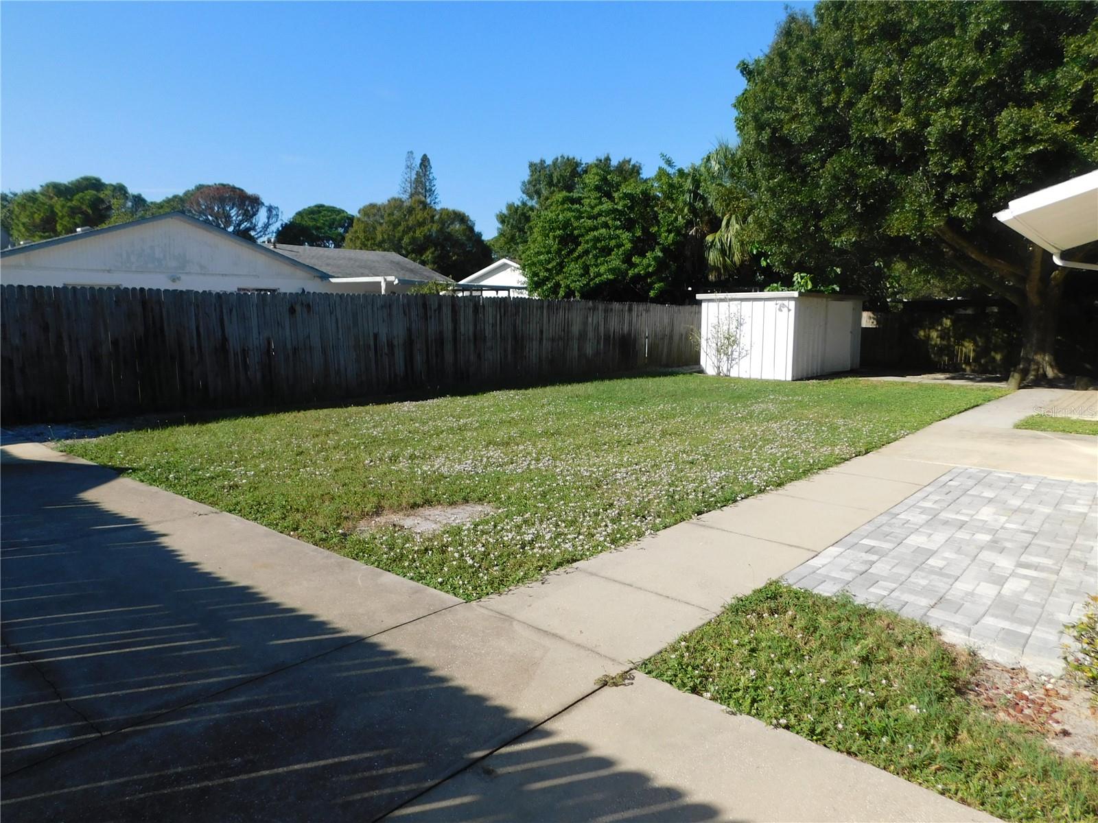 PINEWOOD VILLAGE - Residential Lease