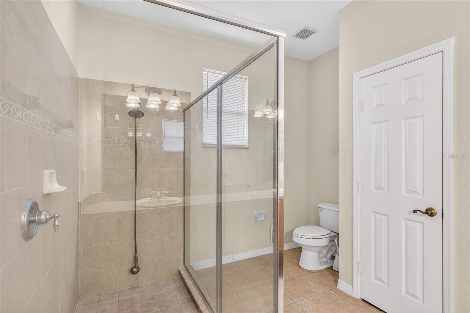 WINDSOR POINT PH 2 - Residential