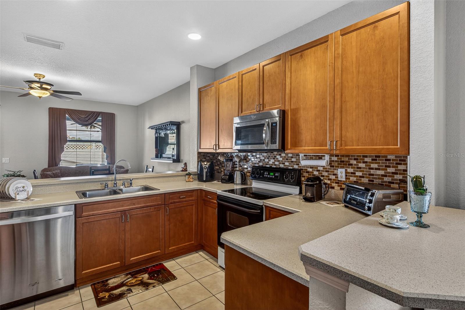WINDSOR POINT PH 2 - Residential