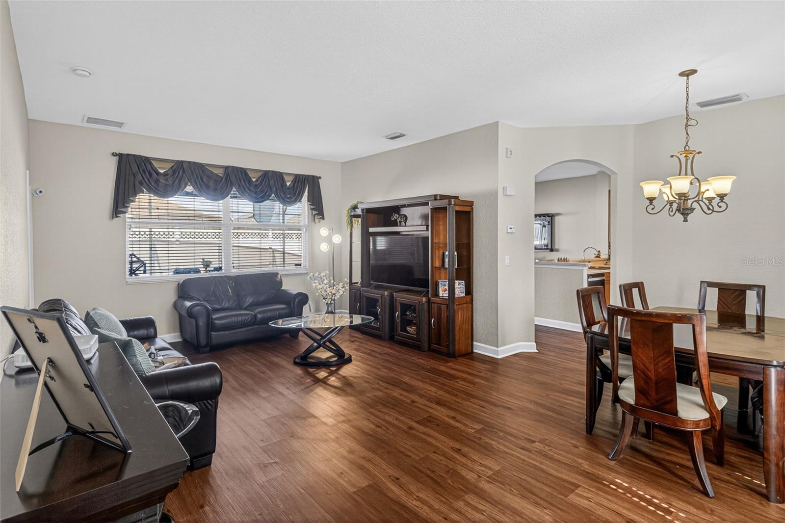 WINDSOR POINT PH 2 - Residential