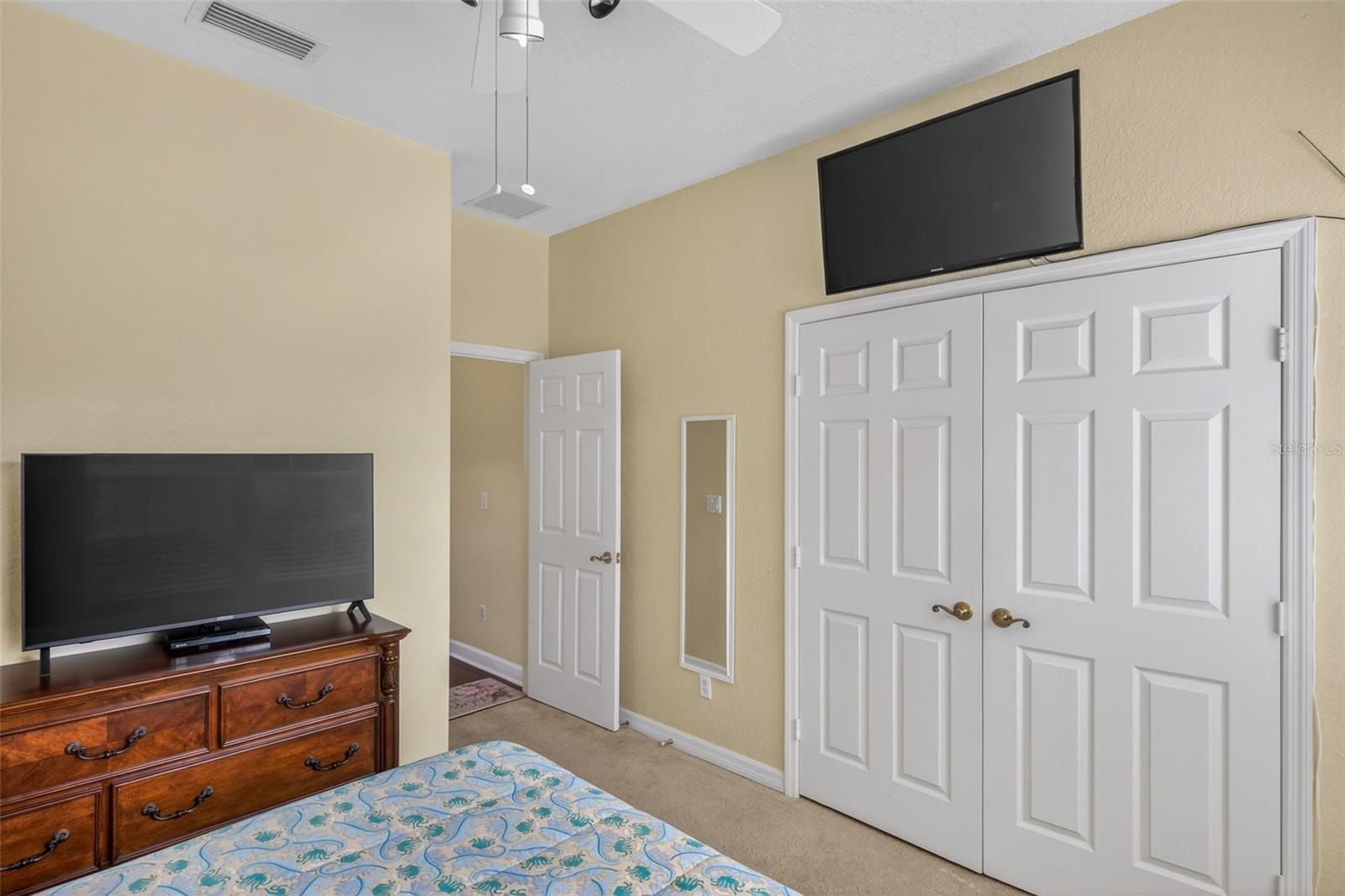 WINDSOR POINT PH 2 - Residential
