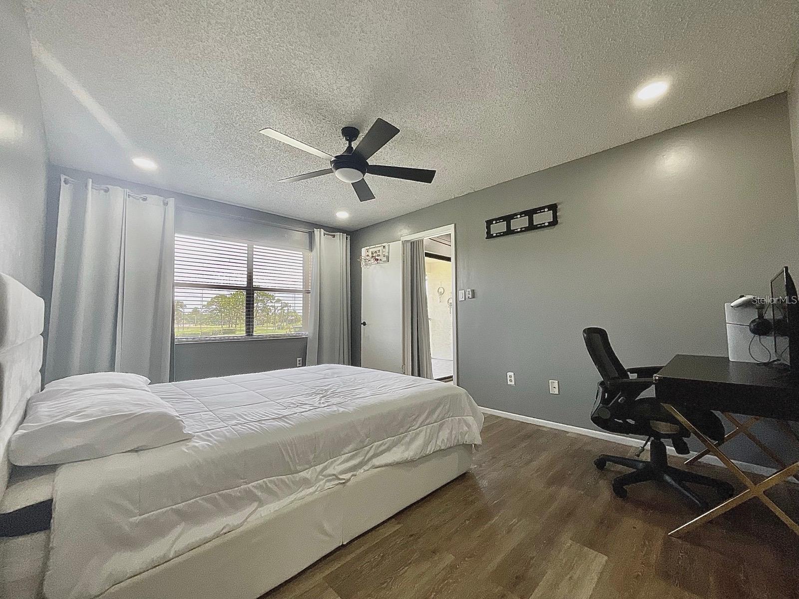 WILLOWPOINTE CONDO PH 1 - Residential Lease