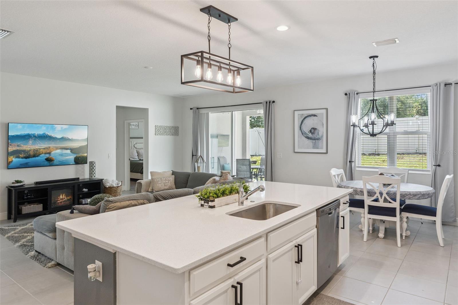 ARDMORE RESERVE - Residential