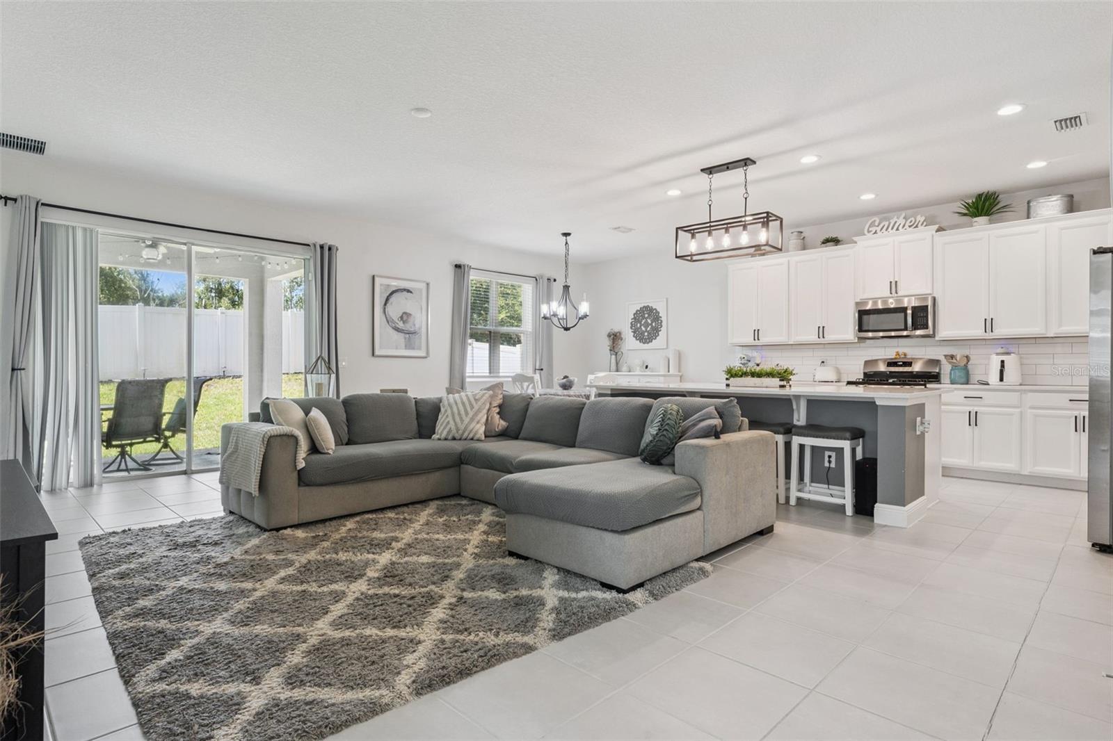 ARDMORE RESERVE - Residential
