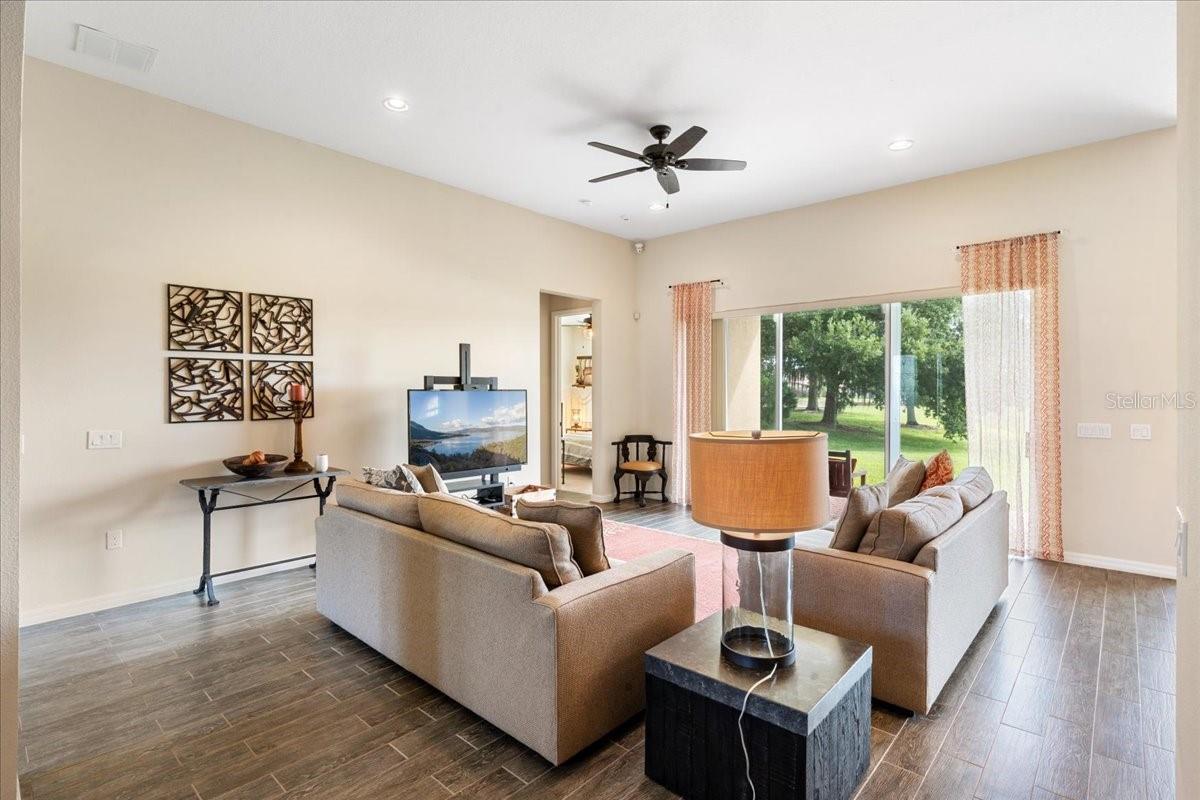 BELLALAGO PH 4K - Residential