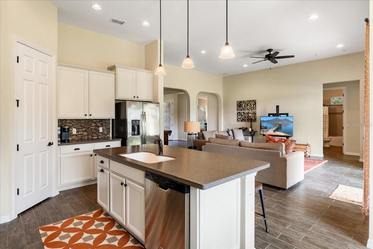 BELLALAGO PH 4K - Residential