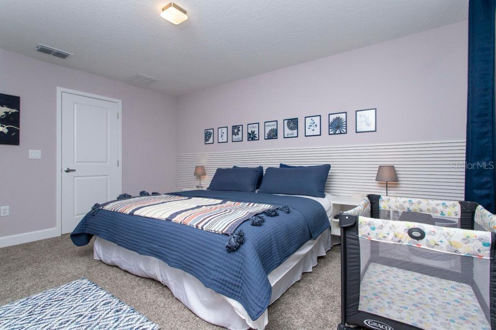 TERRA ESMERALDA TWNHMS - Residential Lease
