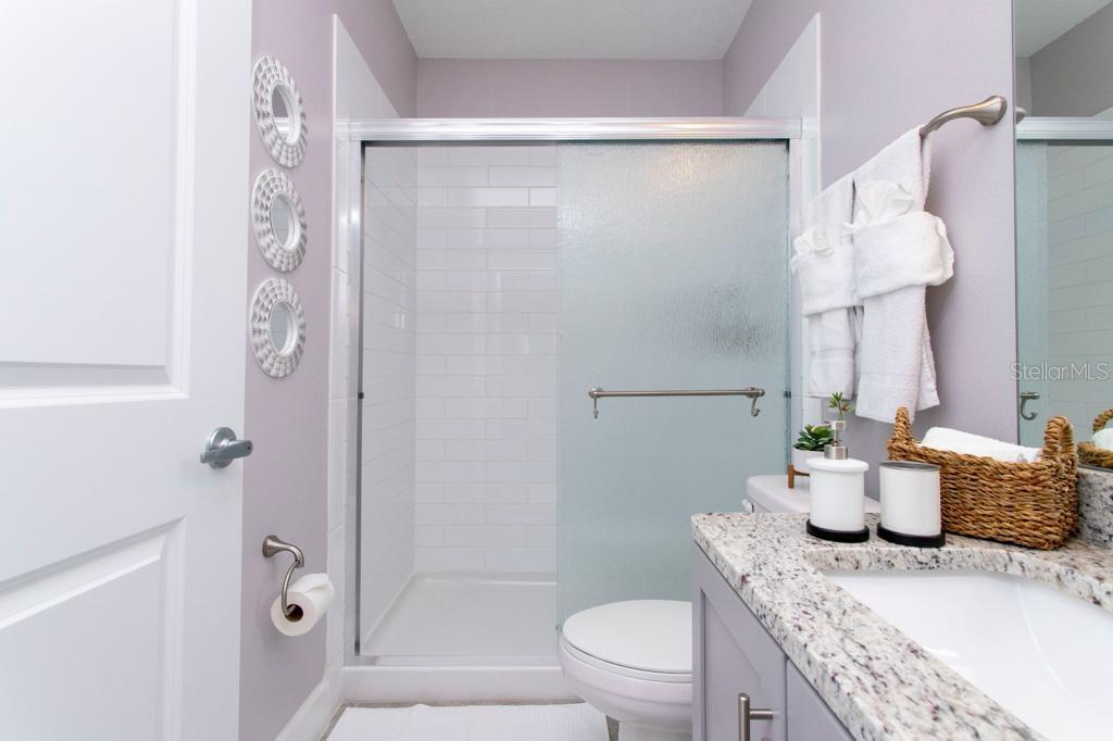 TERRA ESMERALDA TWNHMS - Residential Lease