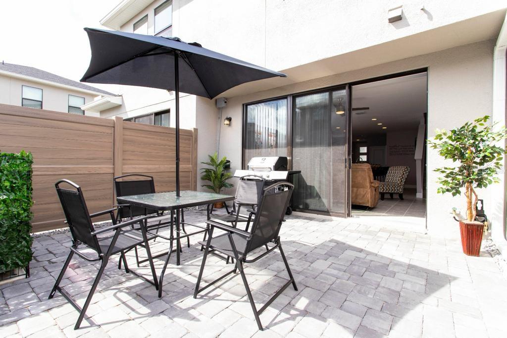 TERRA ESMERALDA TWNHMS - Residential Lease