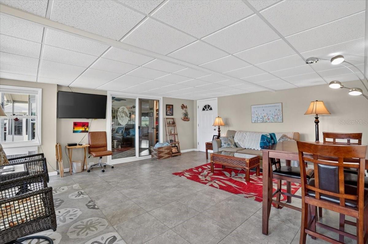 IMPERIAL LAKES ESTATES - Residential
