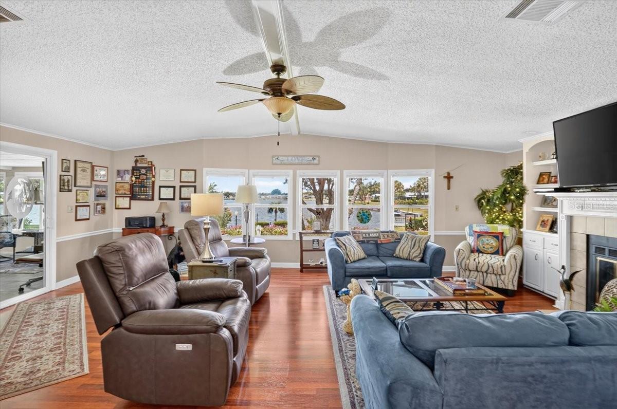 IMPERIAL LAKES ESTATES - Residential