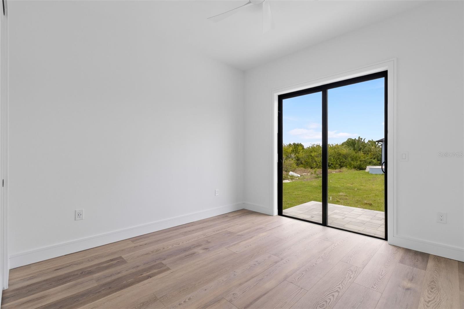 SOUTH GULF COVE - Residential
